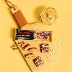 PowerBar Verpflegung^PB PROTEIN 40% CRISP LS CARAM PEANUTBUTTER (40GX12) PACKAGE - Energieriegel