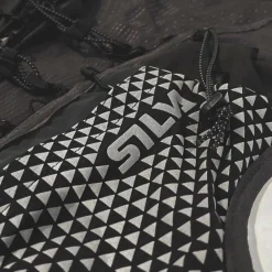 Best STRIVE FLY VEST - Laufweste Reflektierendes Zubehör|Trinkrucksäcke Und Trinksysteme