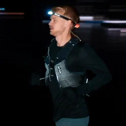 Best STRIVE FLY VEST - Laufweste Reflektierendes Zubehör|Trinkrucksäcke Und Trinksysteme