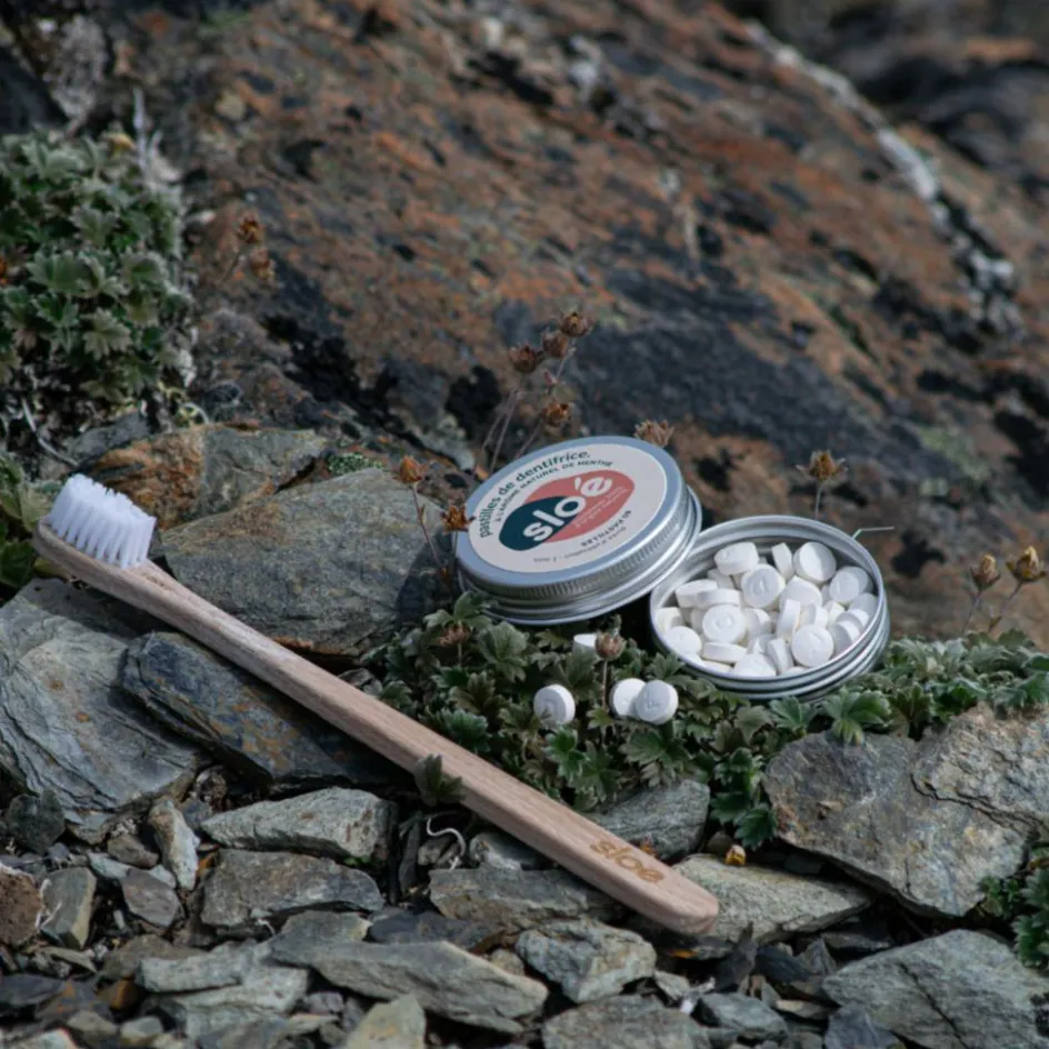 SLOE Hygiene Und Körperpflege^FESTE ZAHNPASTA IN TABLETTENFORM - Zahnpflege