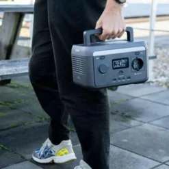 Xtorm Powerbanks^PORTABLE POWER STATION 300W - Powerstation