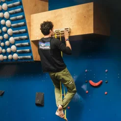 YY Vertical Fingertrainer Und Klettergriffe^VERTICALBOARD FIRST - Klettertraining